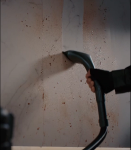 Vertical cleaning accessory